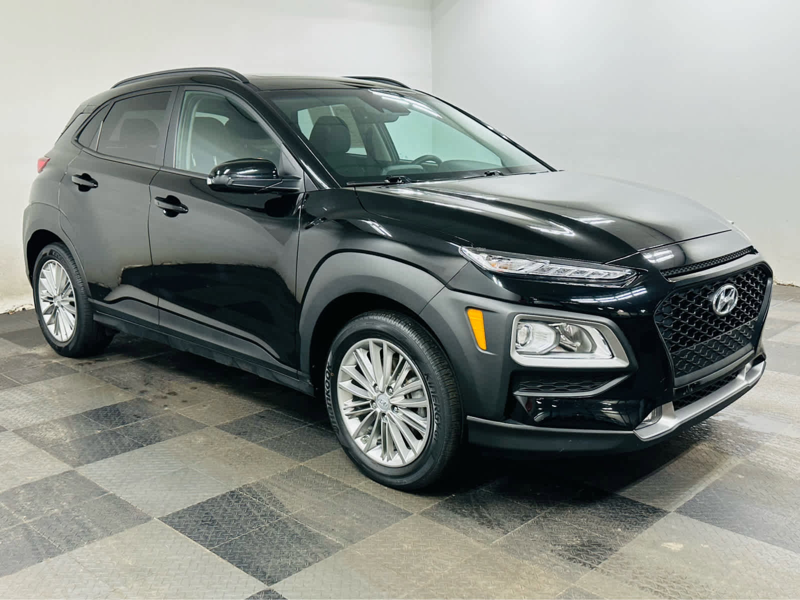 Used 2021 Hyundai Kona SEL Plus AWD/4WD image 1