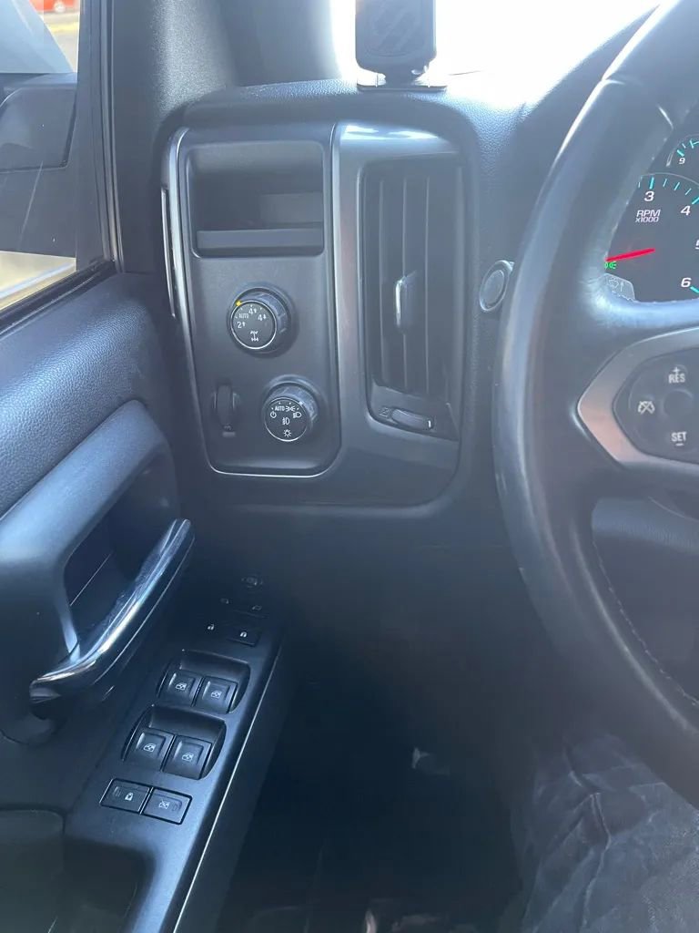 Used 2015 Chevrolet Silverado 1500 LT w/ All Star Edition AWD/4WD image 18