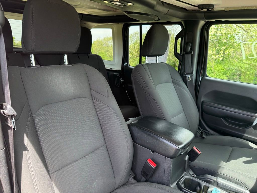 Used 2023 Jeep Wrangler Unlimited Sport AWD/4WD image 21
