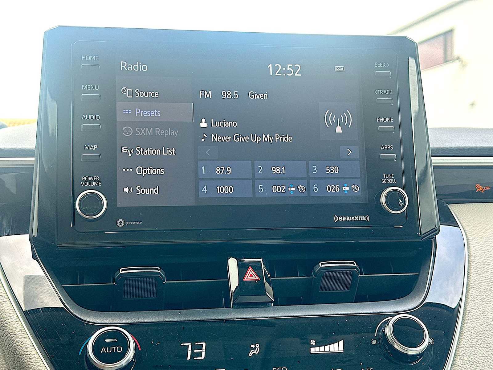 Used 2022 Toyota Corolla LE image 12