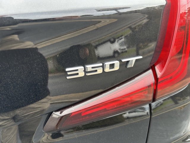 Used 2024 Cadillac XT4 Premium Luxury image 11