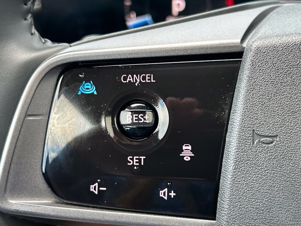 Certified 2025 Nissan Murano SL AWD/4WD image 28