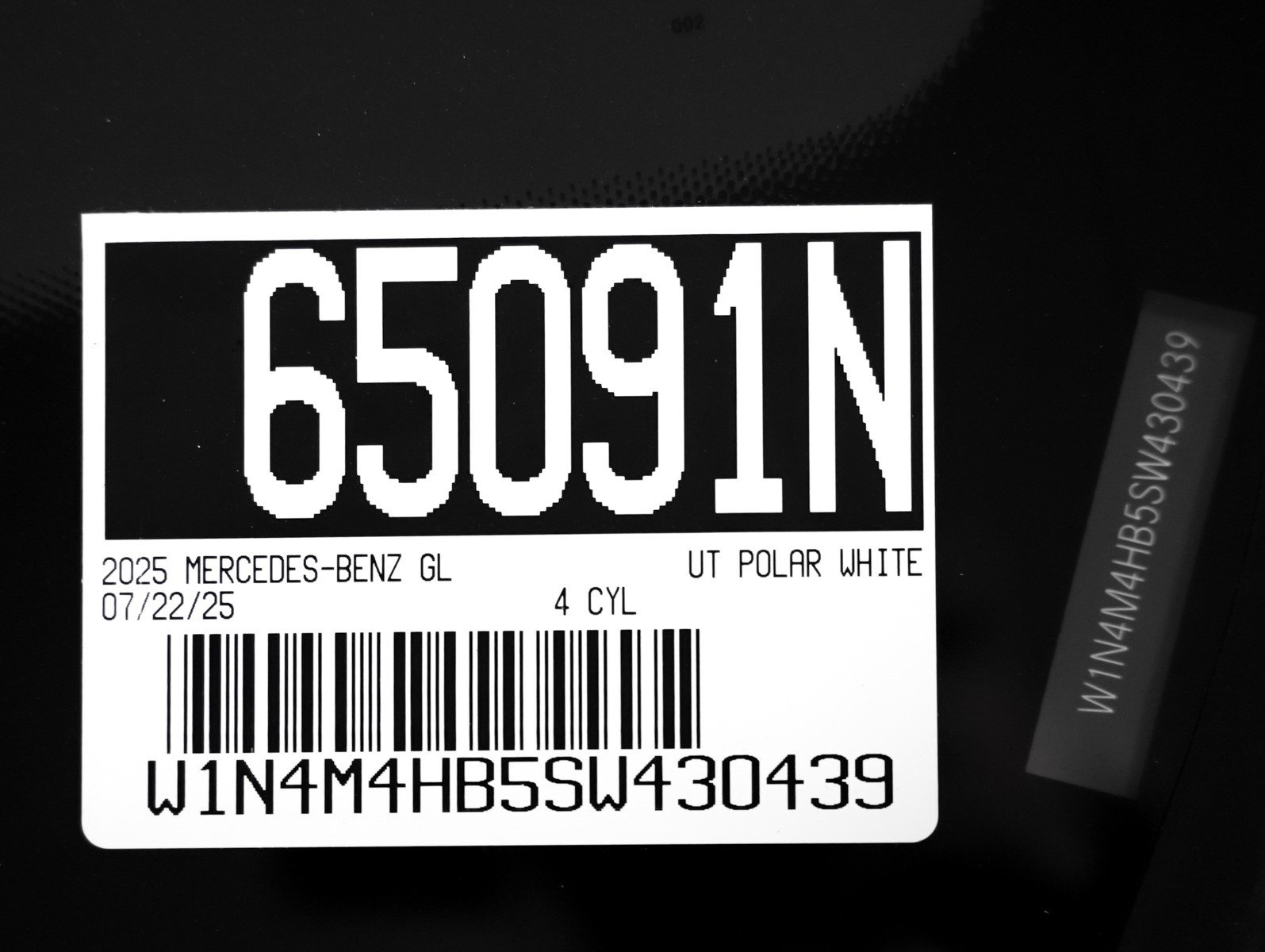 New 2025 Mercedes-Benz GLB 250 4MATIC image 26