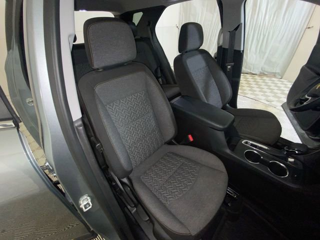 Used 2024 Chevrolet Equinox LT w/ LPO, Floor Liner Package FWD image 15
