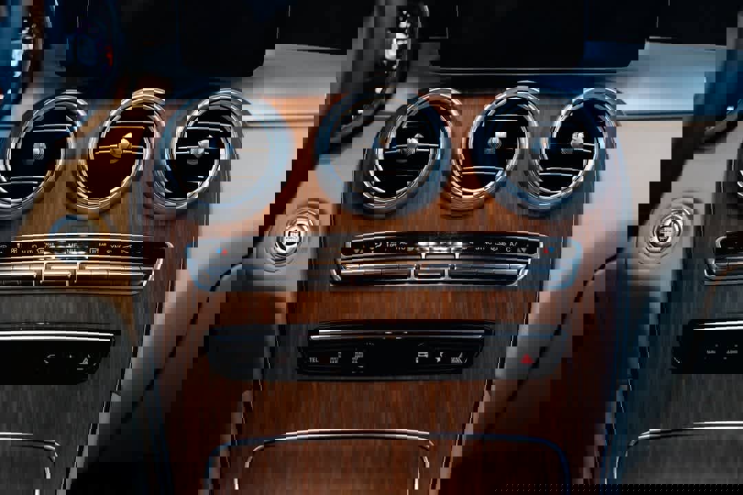 Used 2022 Mercedes-Benz GLC 300 4MATIC image 38