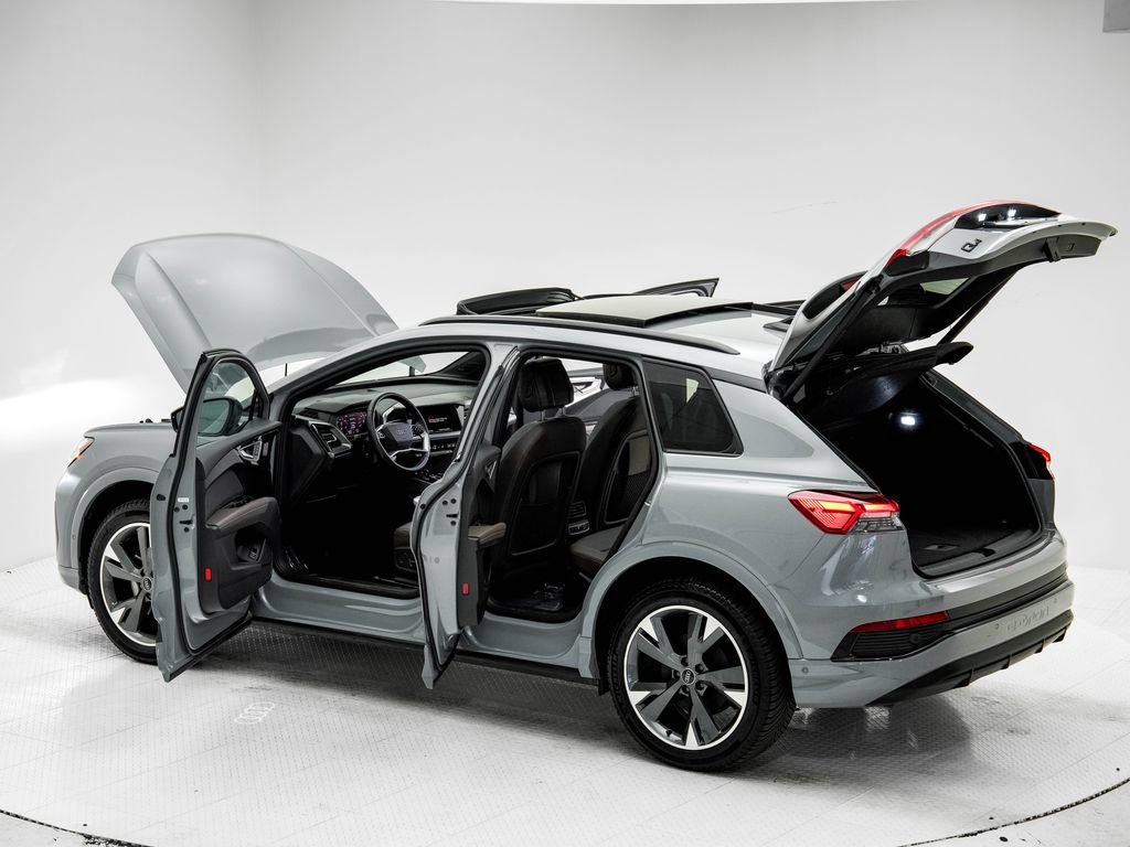 Used 2023 Audi Q4 e-tron Premium Plus w/ Premium Plus AWD/4WD image 33