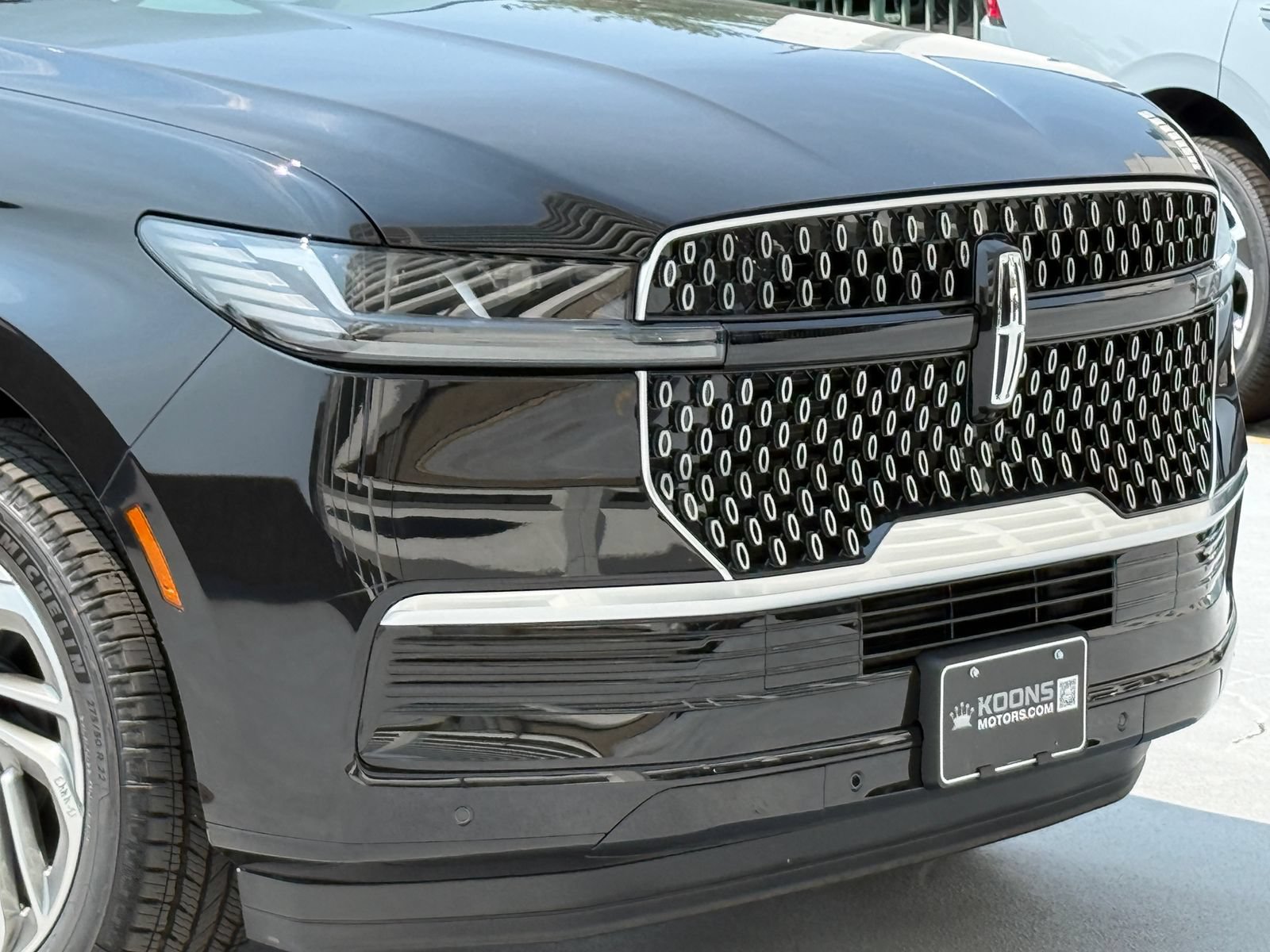 New 2026 Lincoln Navigator L Reserve AWD/4WD image 7