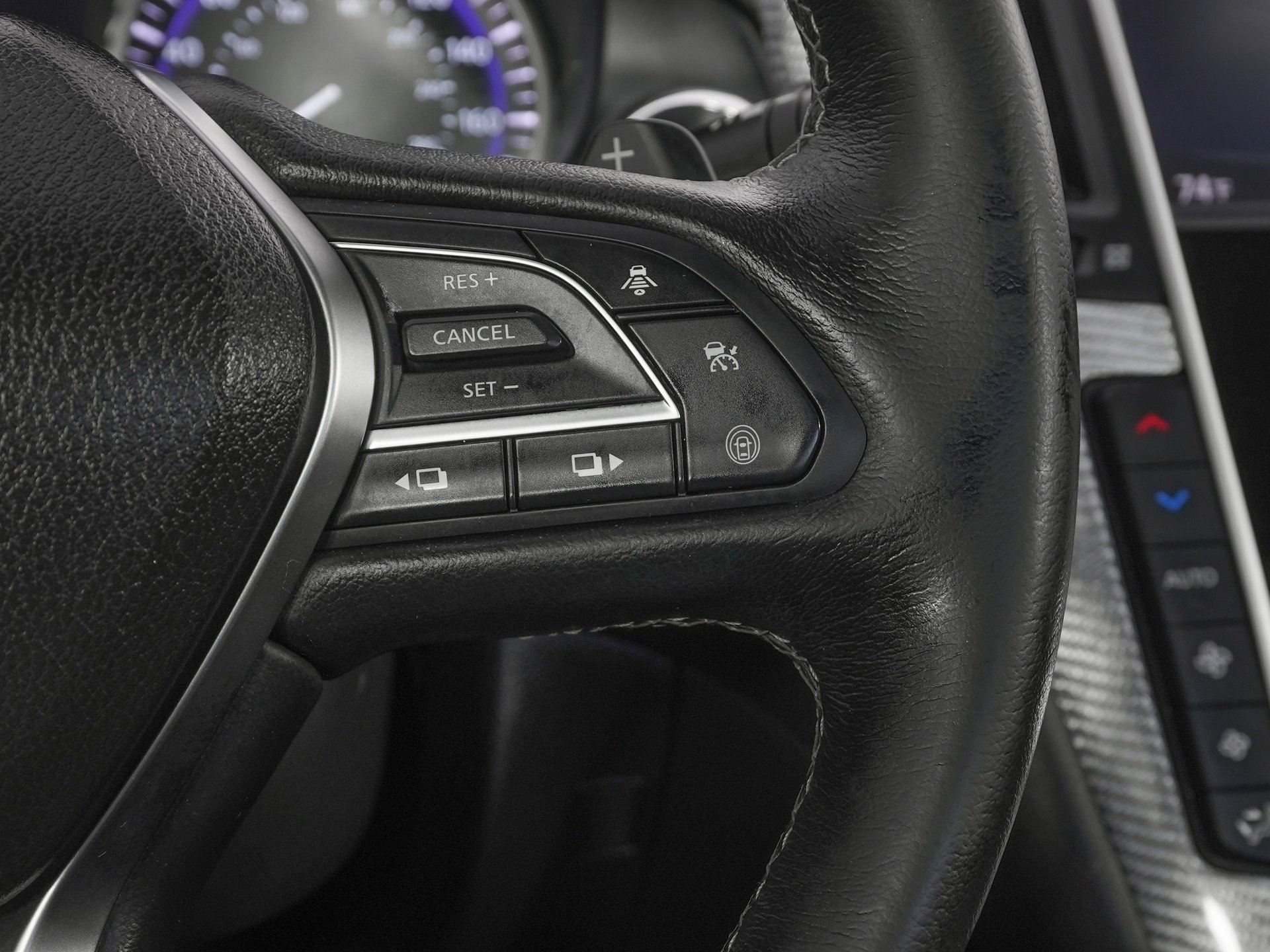 Used 2018 INFINITI Q60 Red Sport 400 w/ Pro Active Package image 19