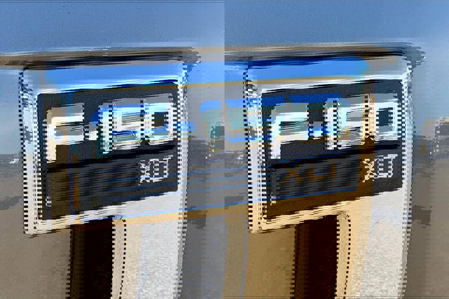 Used 2022 Ford F150 XLT w/ Equipment Group 301A Mid image 9