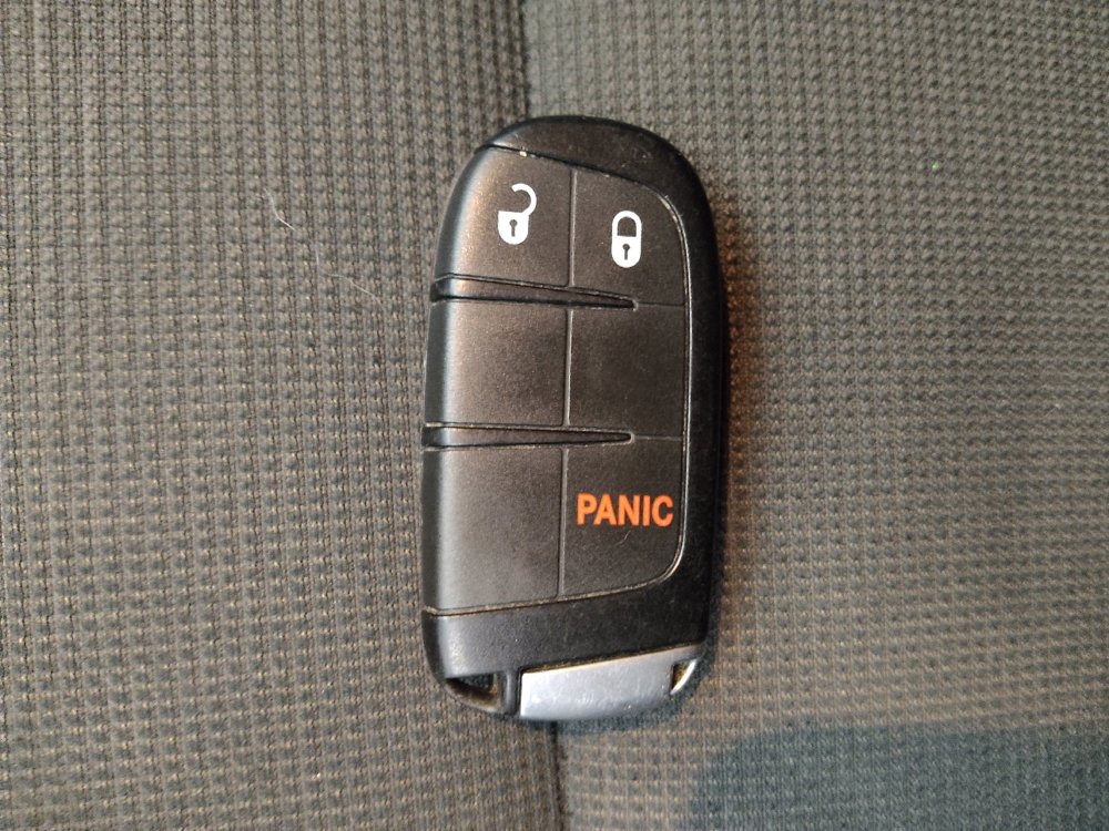 Used 2016 Jeep Grand Cherokee Laredo w/ Quick Order Package 23E image 32