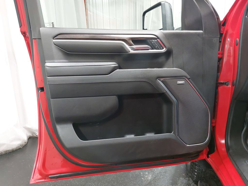 Used 2024 GMC Sierra 2500 SLT w/ SLT Convenience Package image 29