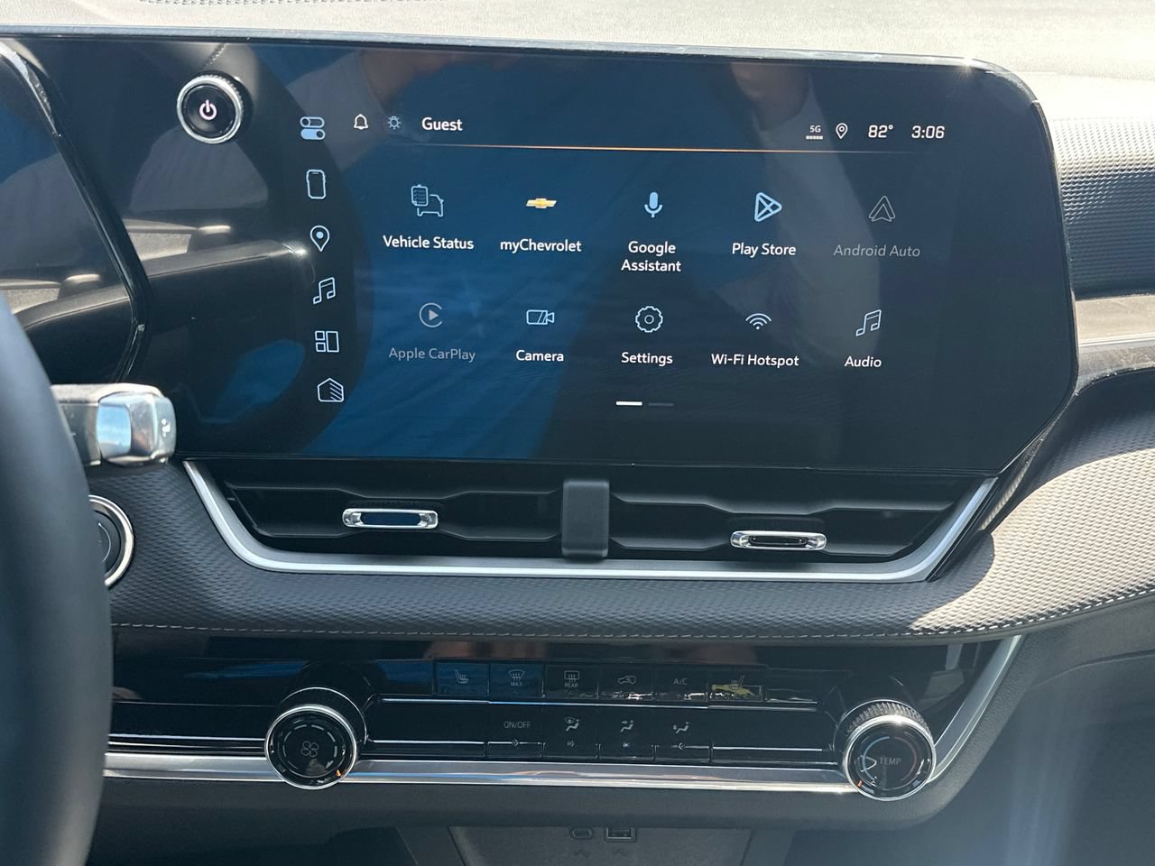 New 2027 Chevrolet Equinox LT FWD image 19
