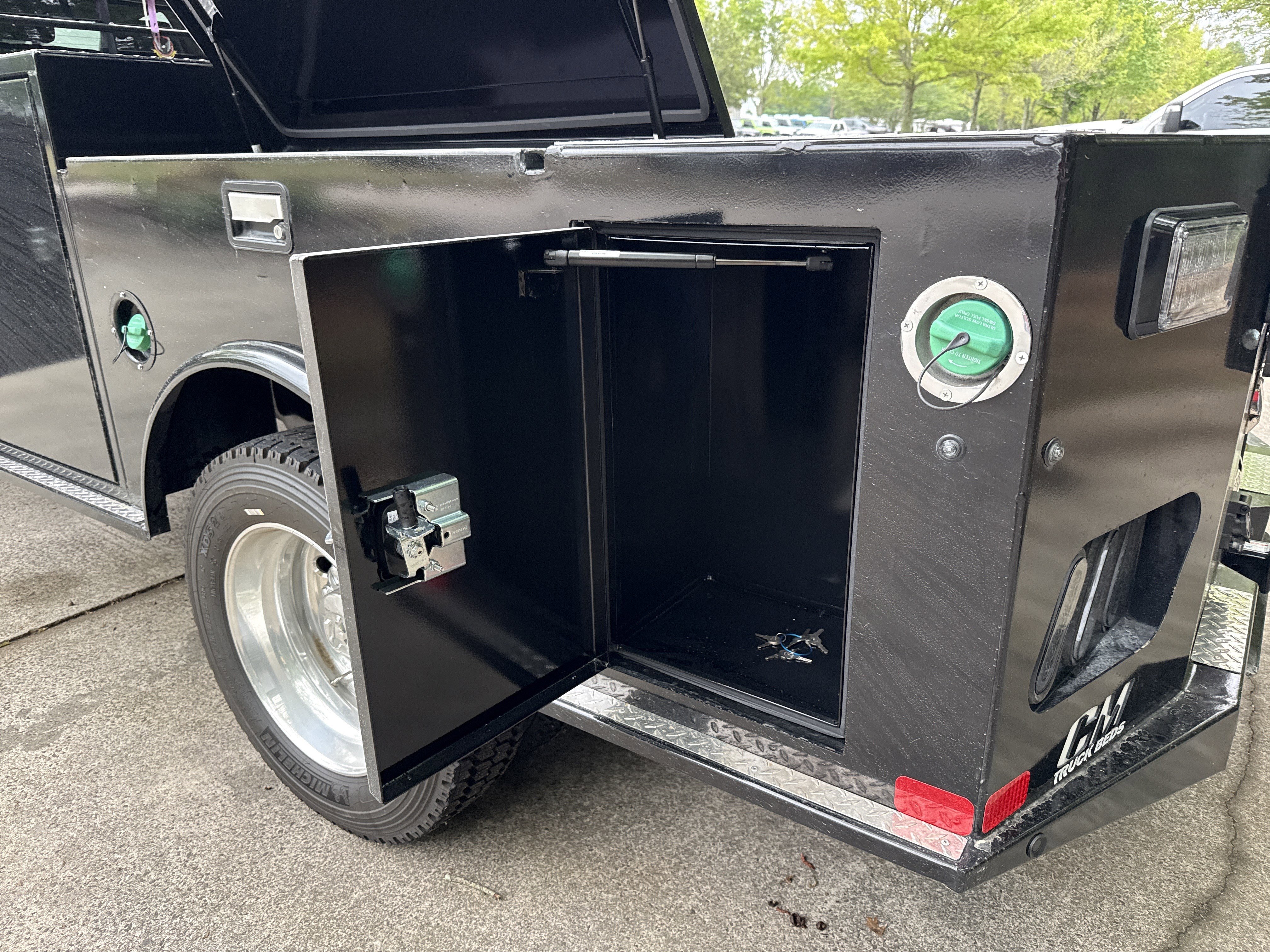 New 2026 RAM 5500 4x4 Crew Cab image 24