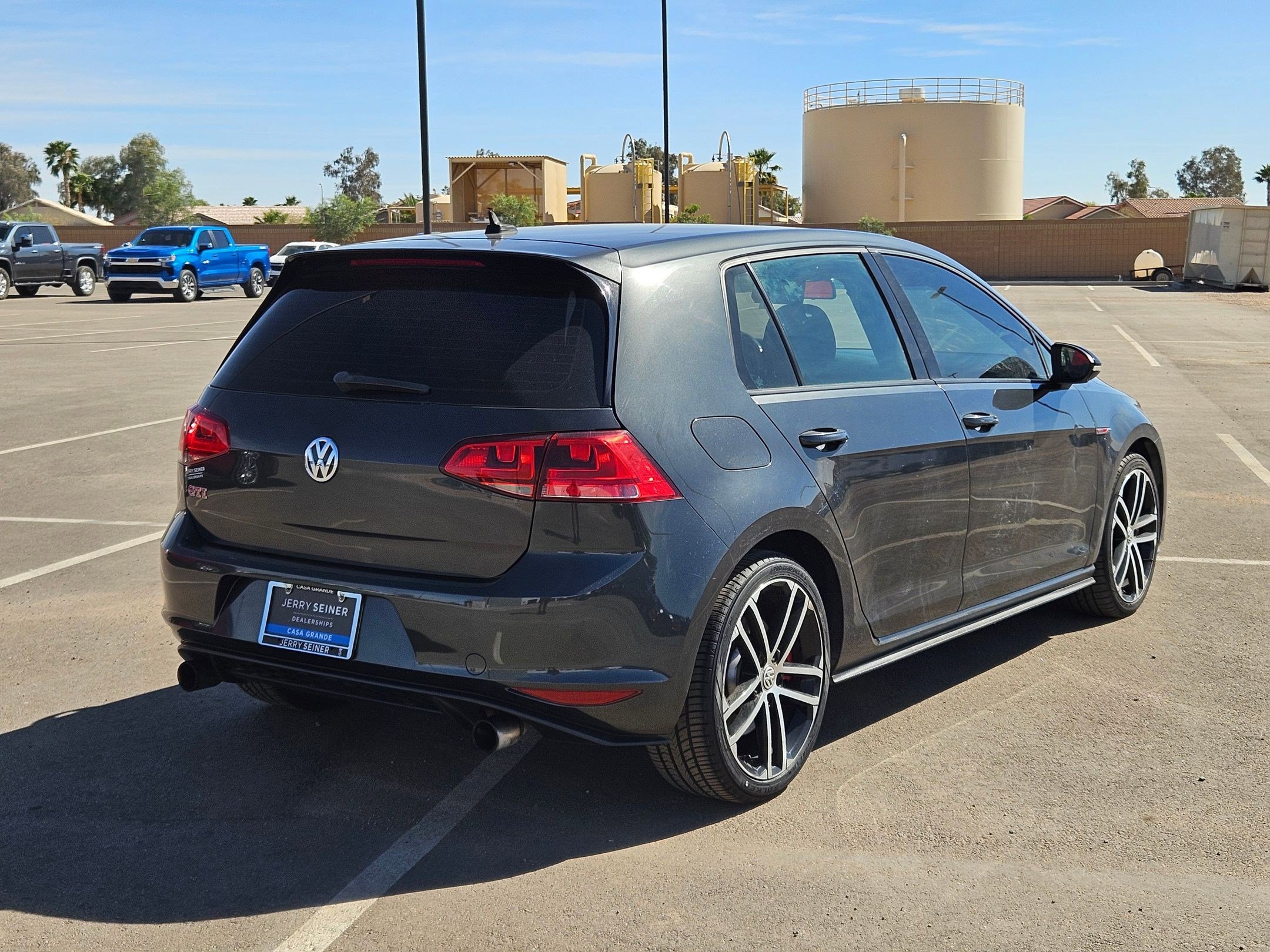 Used 2017 Volkswagen GTI S image 5