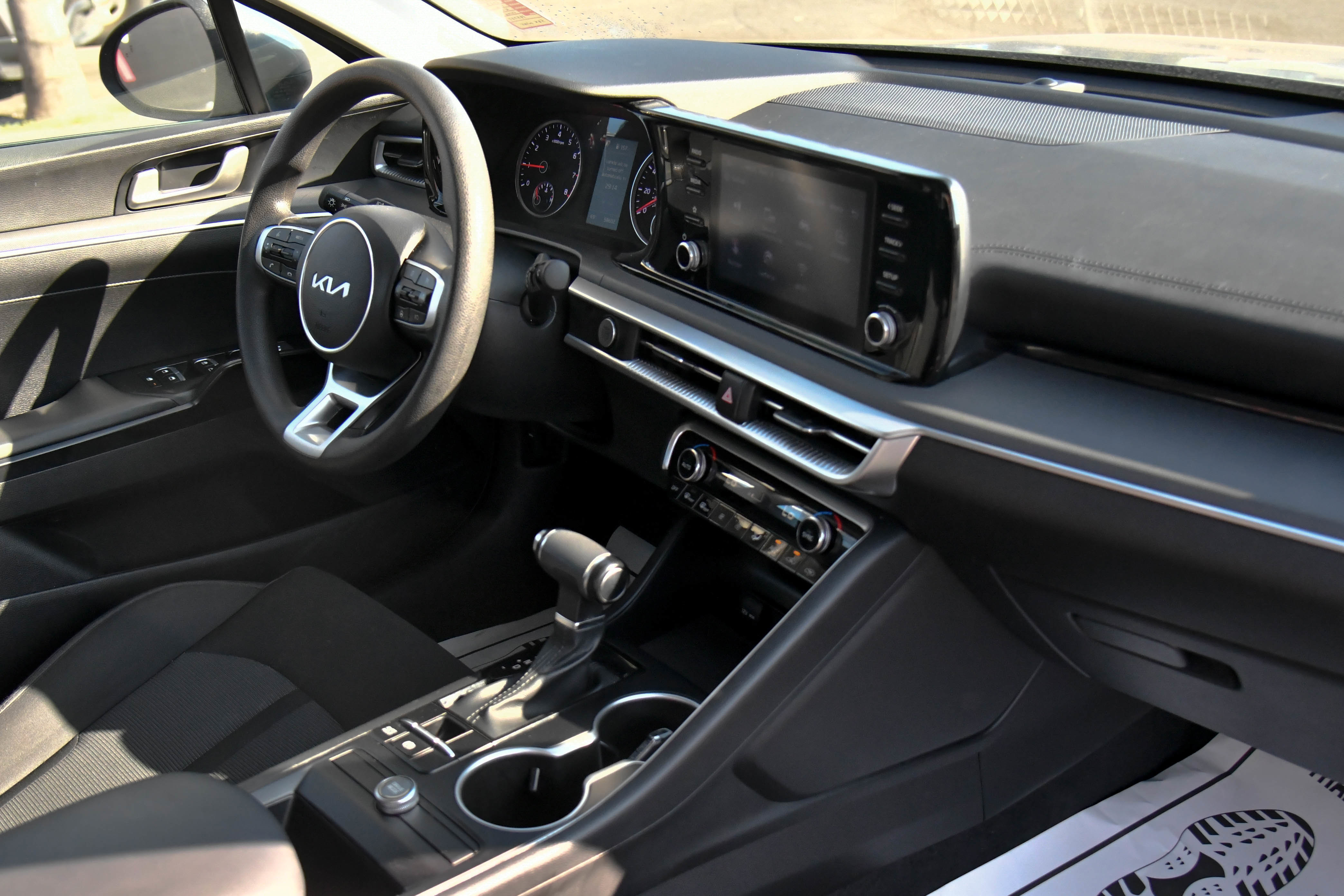 Used 2023 Kia K5 LXS image 39