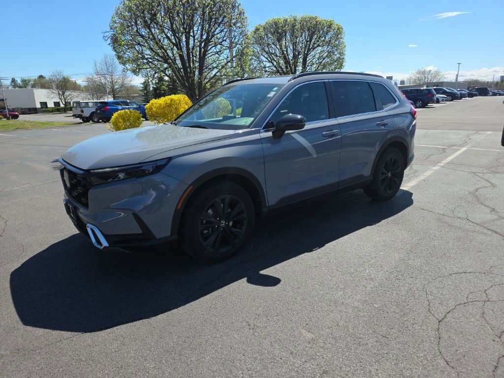 Used 2024 Honda CR-V Sport Touring image 3