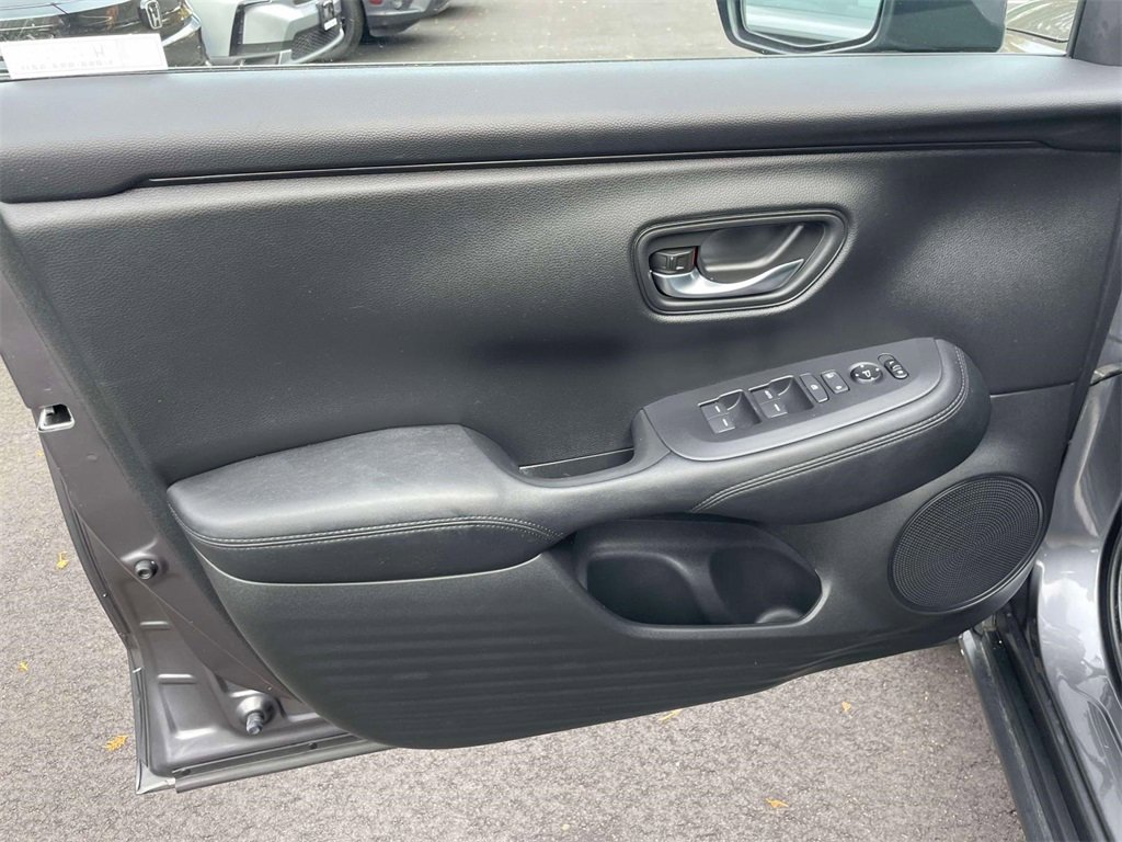 Certified 2023 Honda HR-V LX image 15