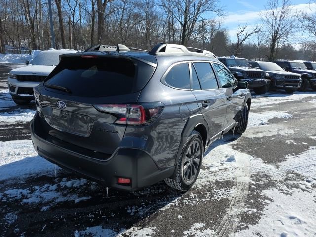 Used 2023 Subaru Outback Onyx Edition image 23
