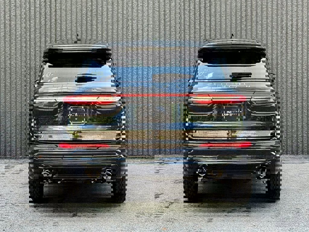 New 2025 Lincoln Corsair Grand Touring image 4