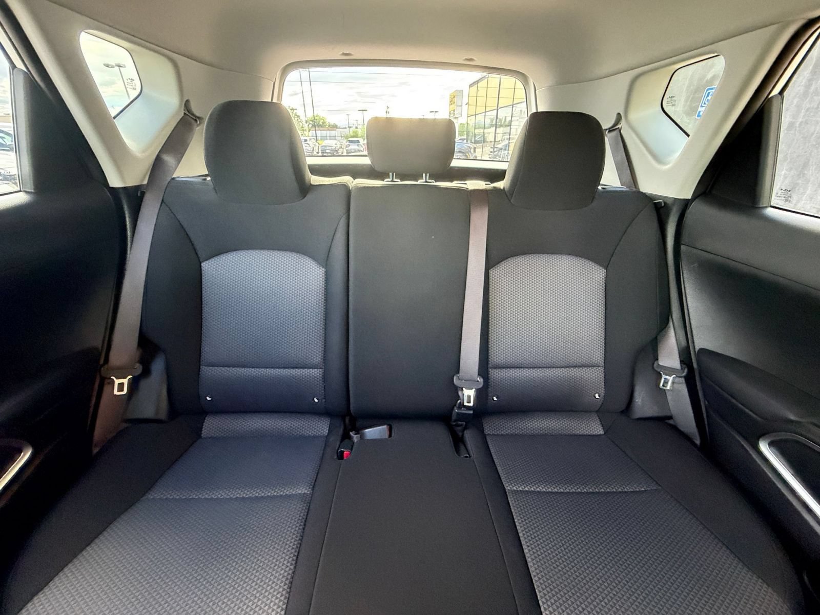 Used 2025 Kia Soul LX w/ LX Technology Package FWD image 35