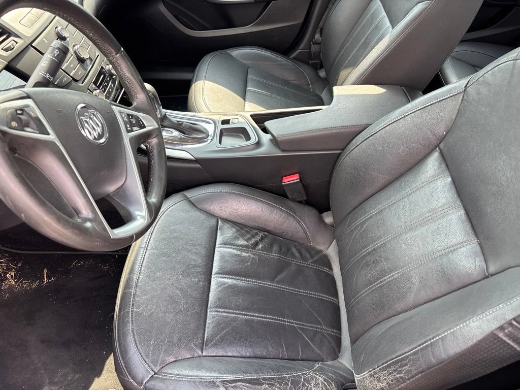 Used 2011 Buick Regal CXL FWD image 5