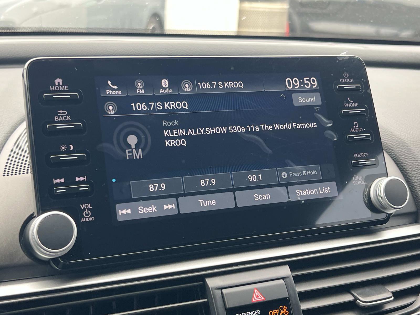 Used 2021 Honda Accord Sport image 12