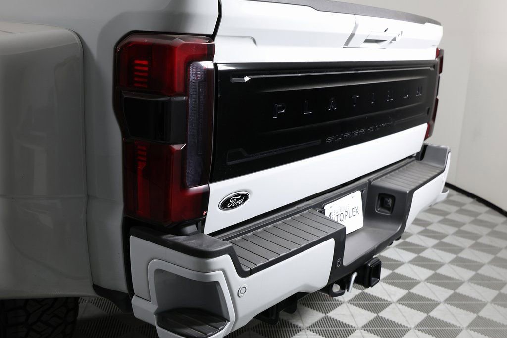 Used 2025 Ford F450 Platinum w/ Platinum Plus Package image 53