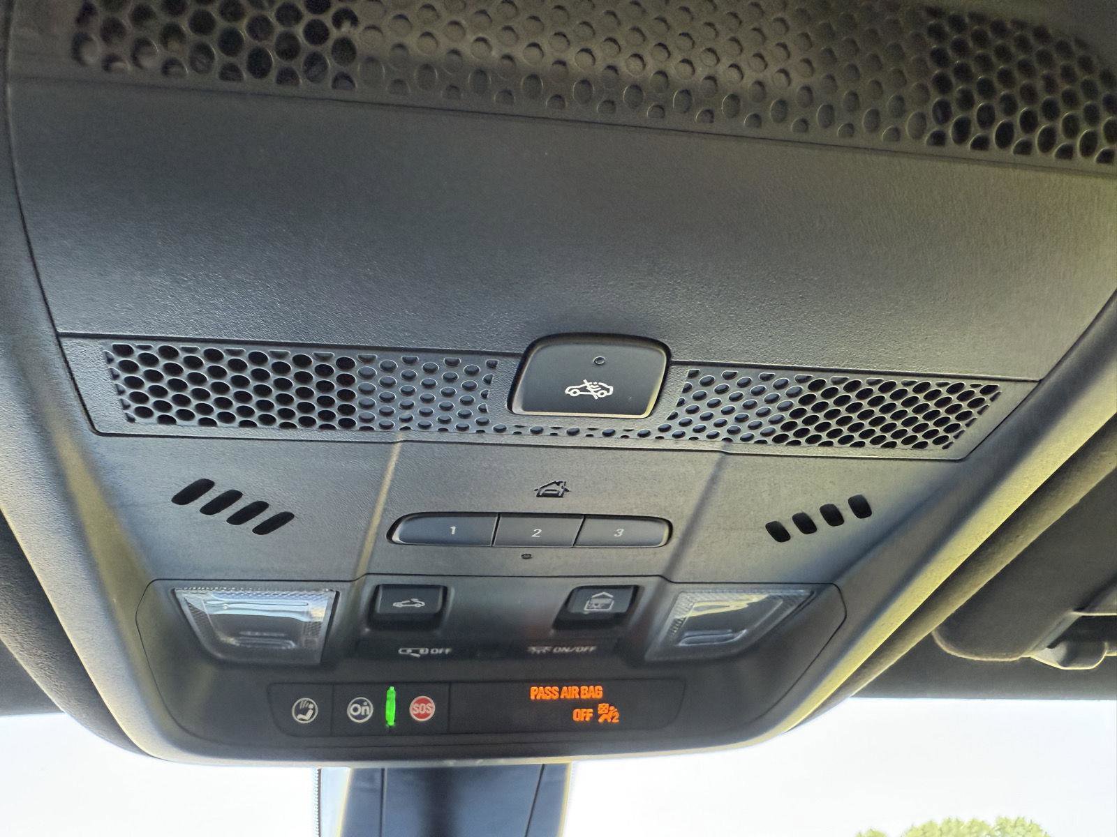 Certified 2023 Cadillac XT6 Premium Luxury w/ Platinum Package image 18