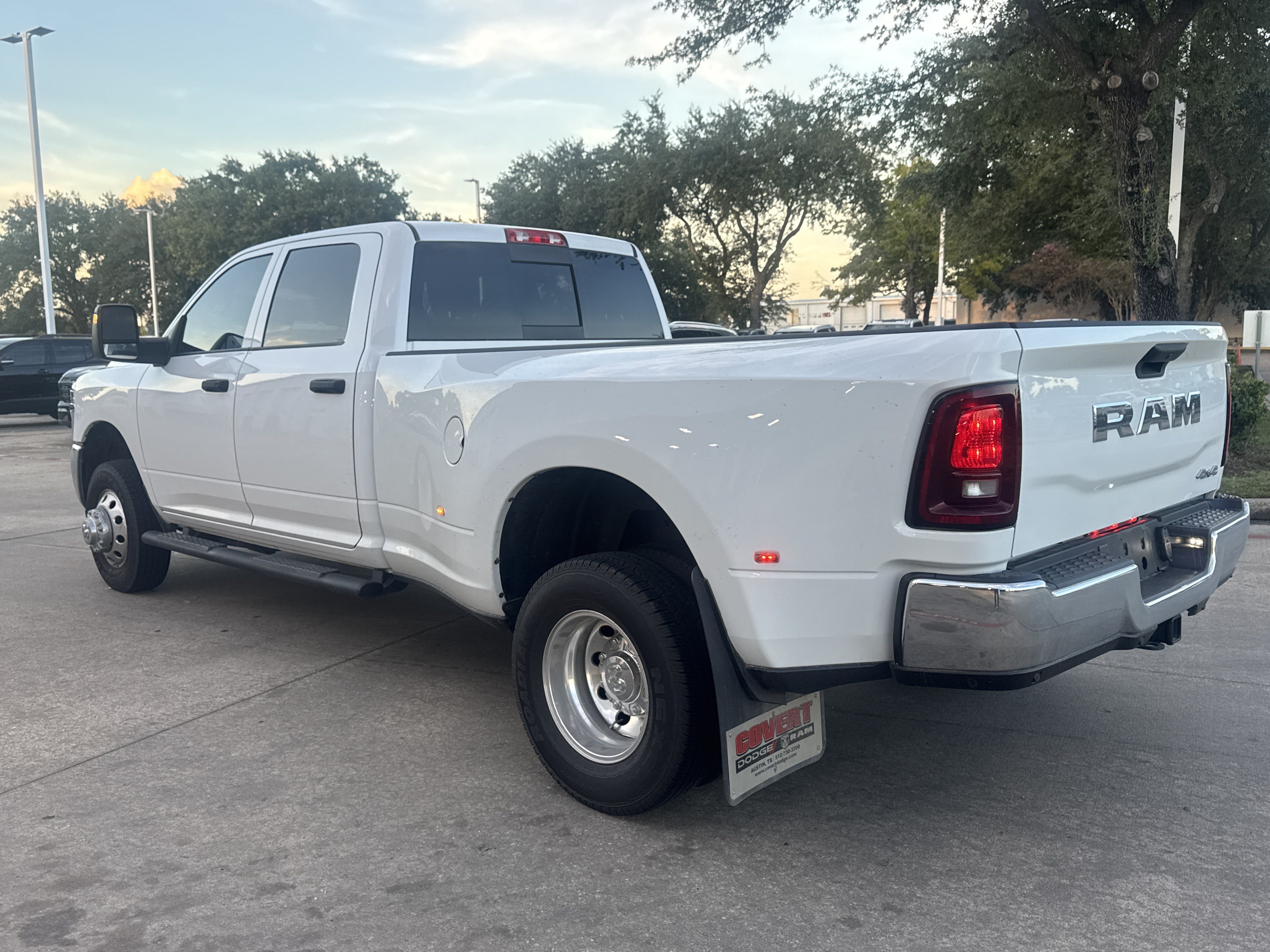 Used 2025 RAM 3500 Tradesman AWD/4WD image 9