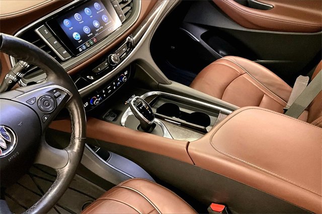 Used 2021 Buick Enclave Avenir image 13