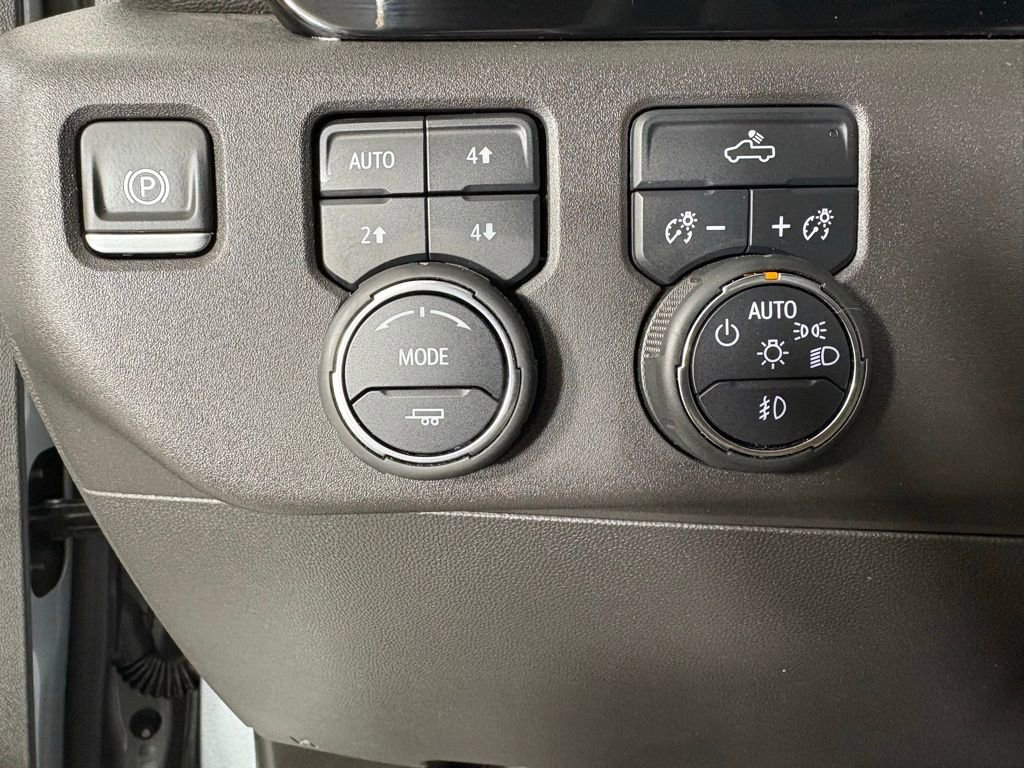 Used 2024 Chevrolet Silverado 1500 LT Trail Boss image 30