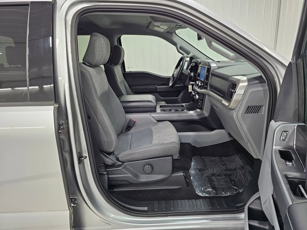 Used 2022 Ford F150 XLT w/ Equipment Group 301A Mid AWD/4WD image 17