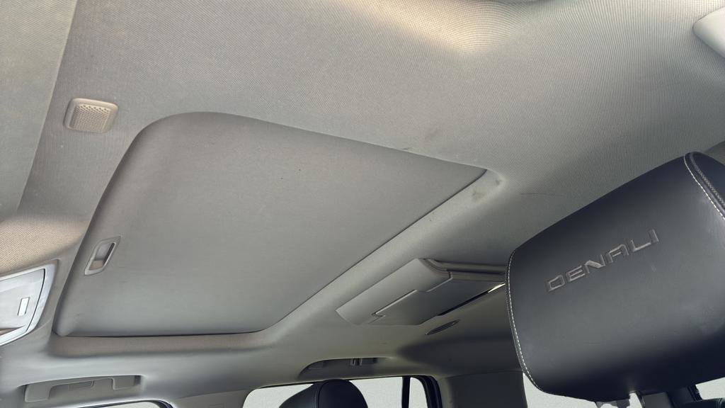 Used 2016 GMC Yukon Denali w/ Open Road Package image 14