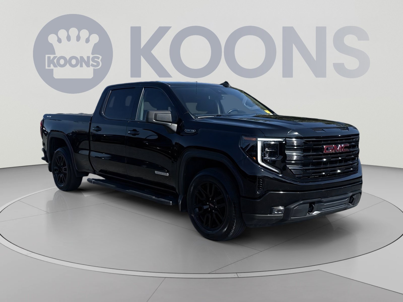 Used 2022 GMC Sierra 1500 Elevation AWD/4WD image 2