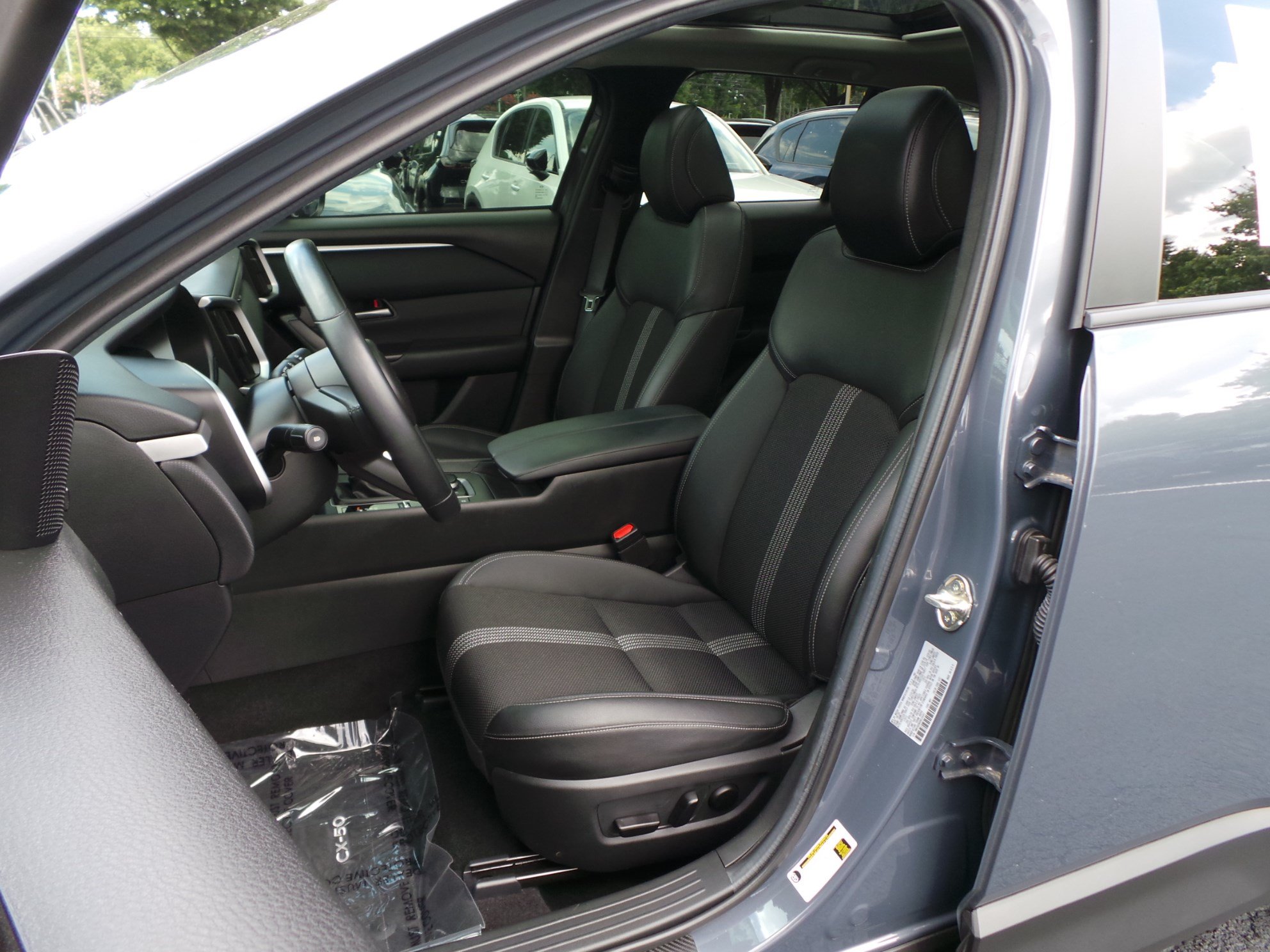Certified 2024 MAZDA CX-50 AWD 2.5 S w/ Premium Package image 8