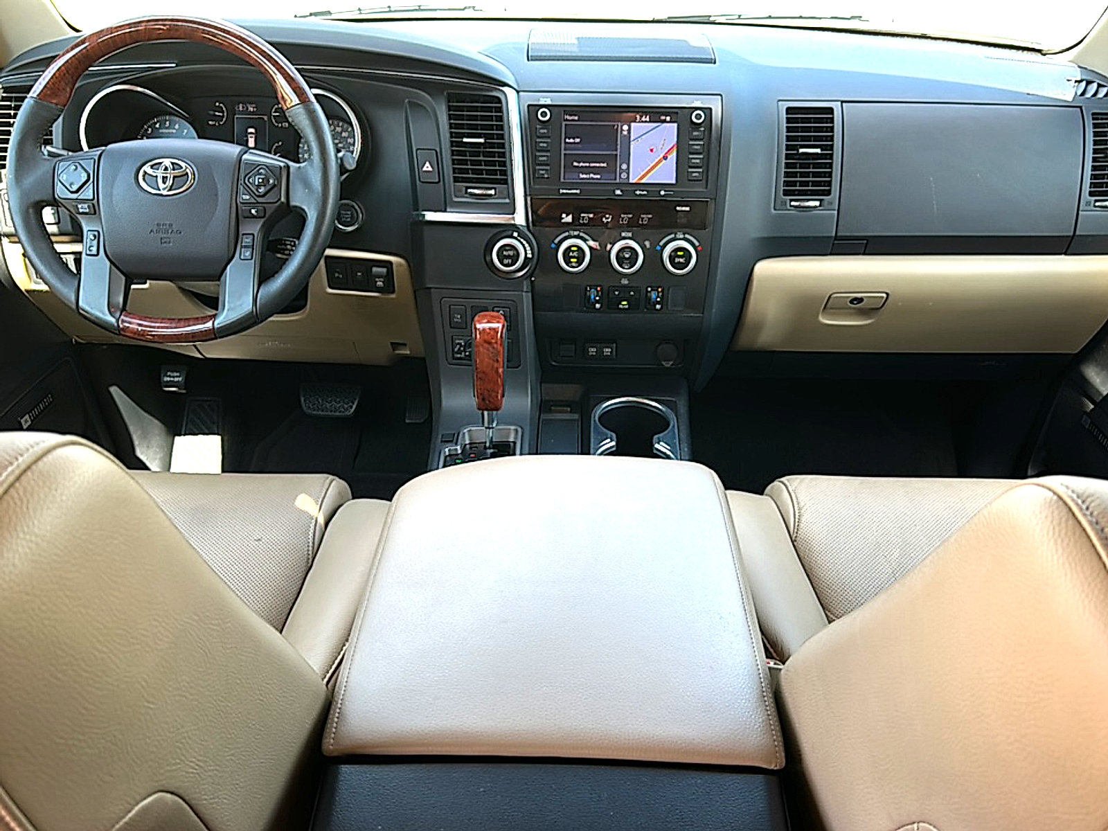 Used 2020 Toyota Sequoia Platinum RWD image 25