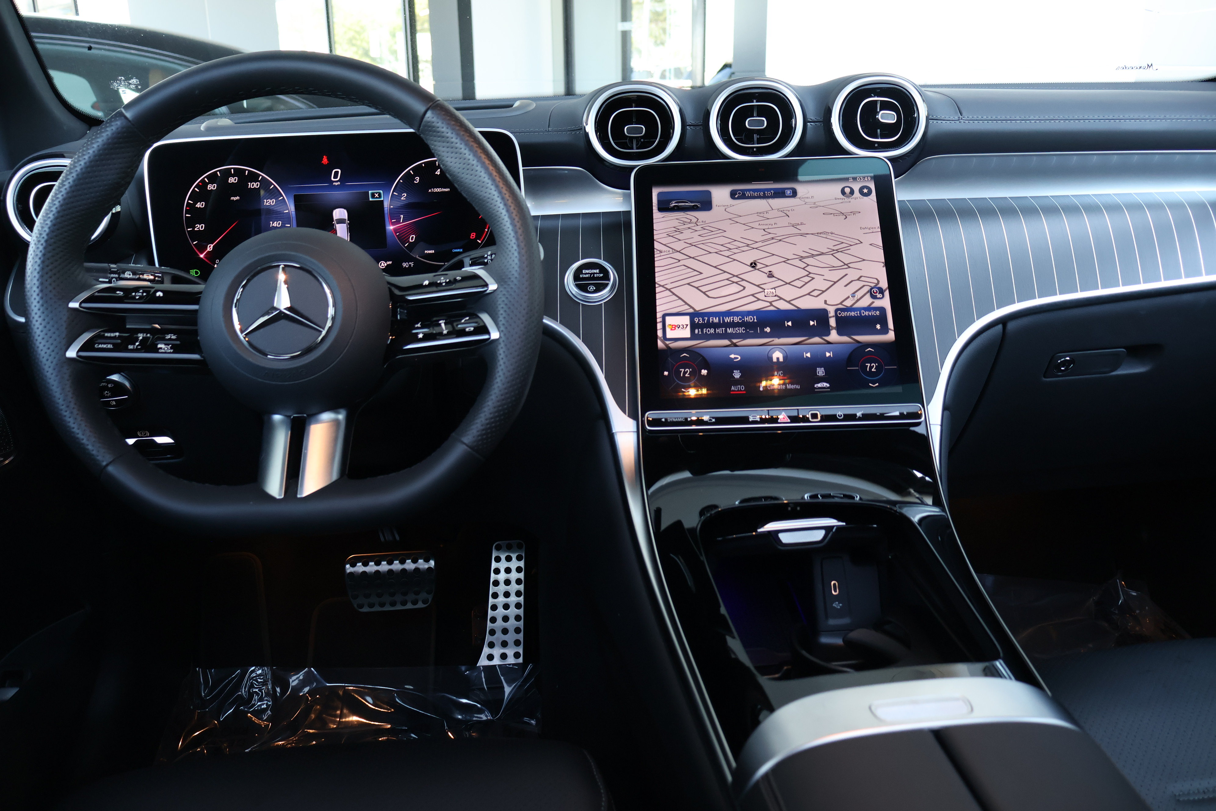 Certified 2024 Mercedes-Benz GLC 300 4MATIC image 21