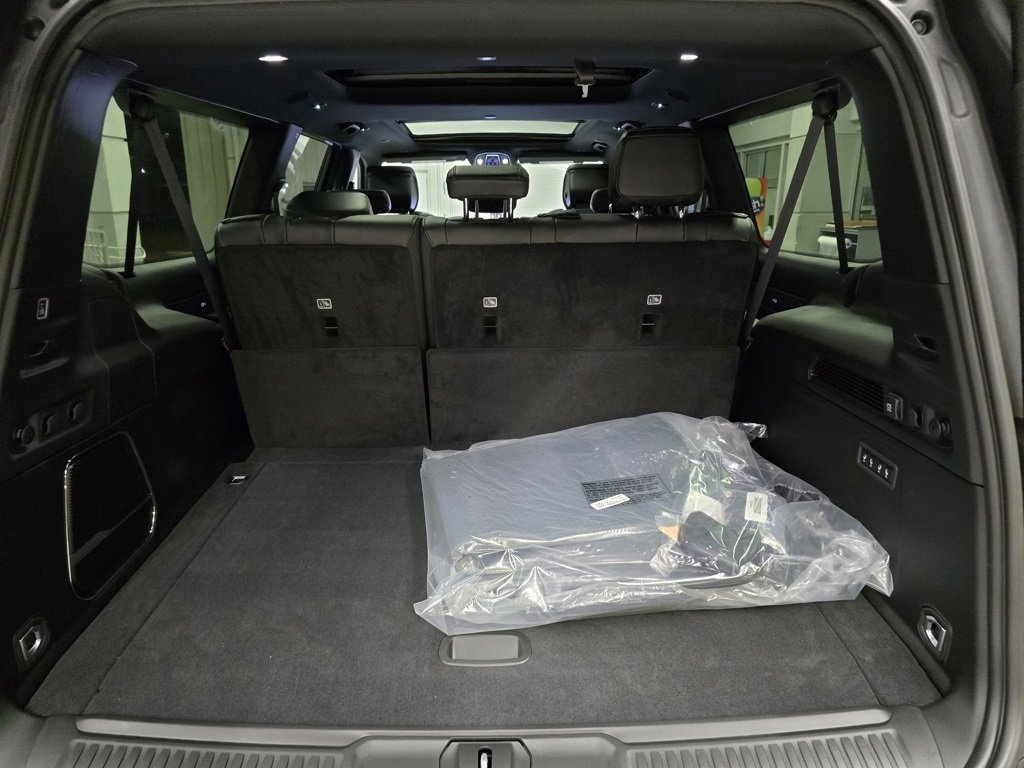 New 2025 Jeep Wagoneer L Series II w/ Premium Group I image 41