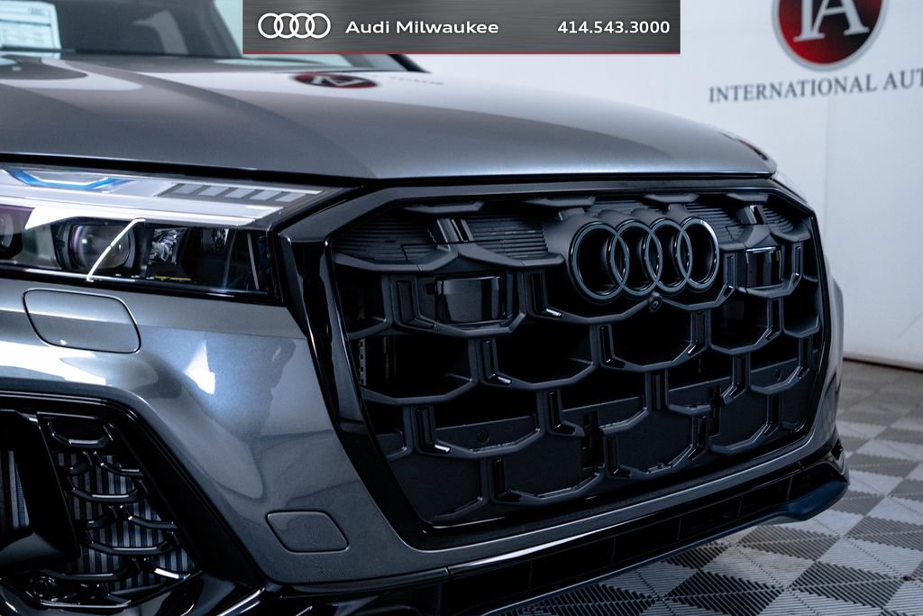 New 2026 Audi SQ7 Prestige AWD/4WD image 13