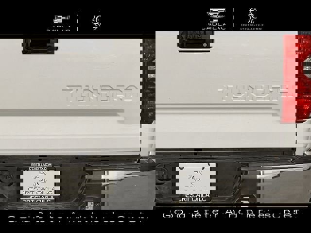 Used 2016 Toyota Tundra SR5 w/ SR5 Upgrade Package AWD/4WD image 5