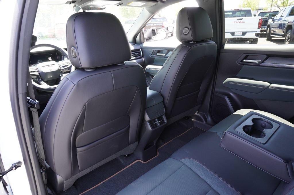 New 2026 GMC Terrain AT4 w/ Technology Package II AWD/4WD image 11