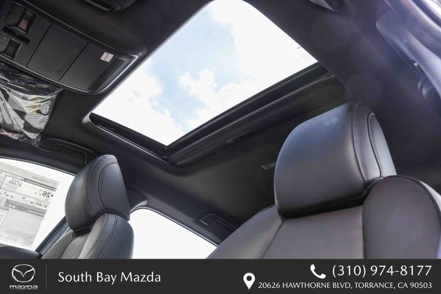 New 2026 MAZDA MAZDA3 Hatchback w/Premium Plus Pkg image 27