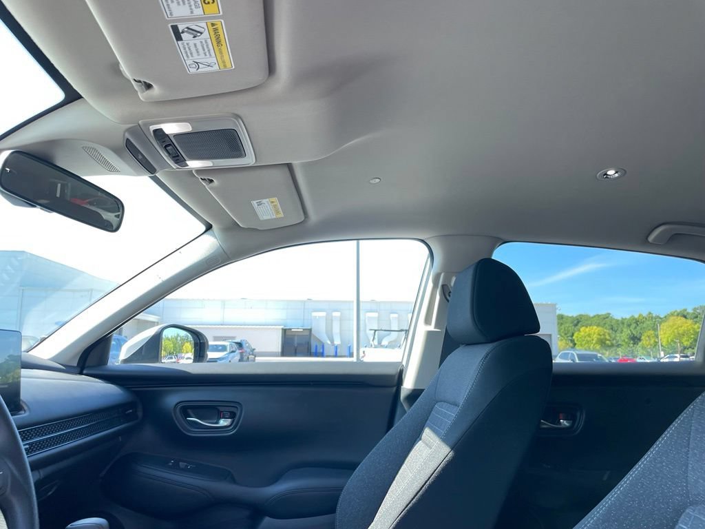 Certified 2026 Honda HR-V LX image 28