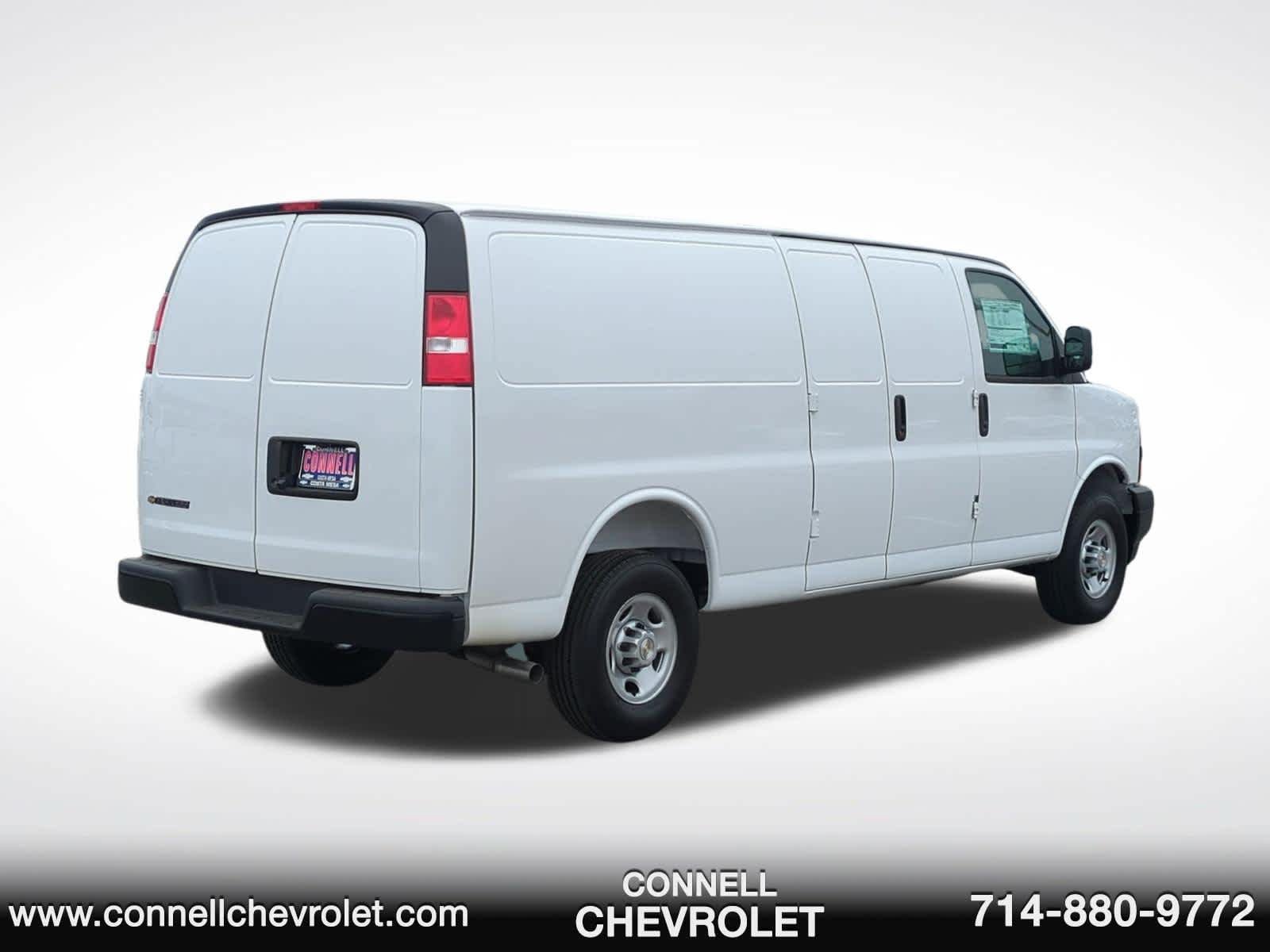 New 2026 Chevrolet Express 2500 Extended RWD image 5