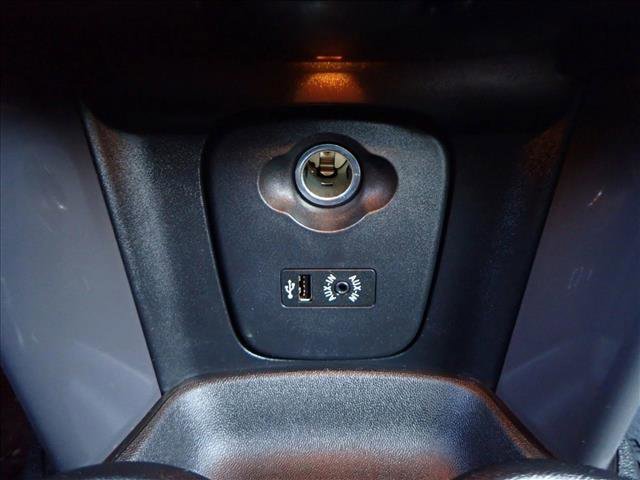 Used 2015 MINI Cooper 2-Door Hardtop image 22