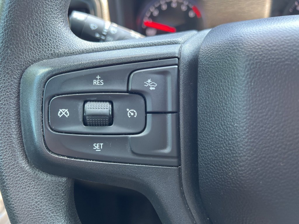 Used 2024 Chevrolet Silverado 1500 Custom image 25