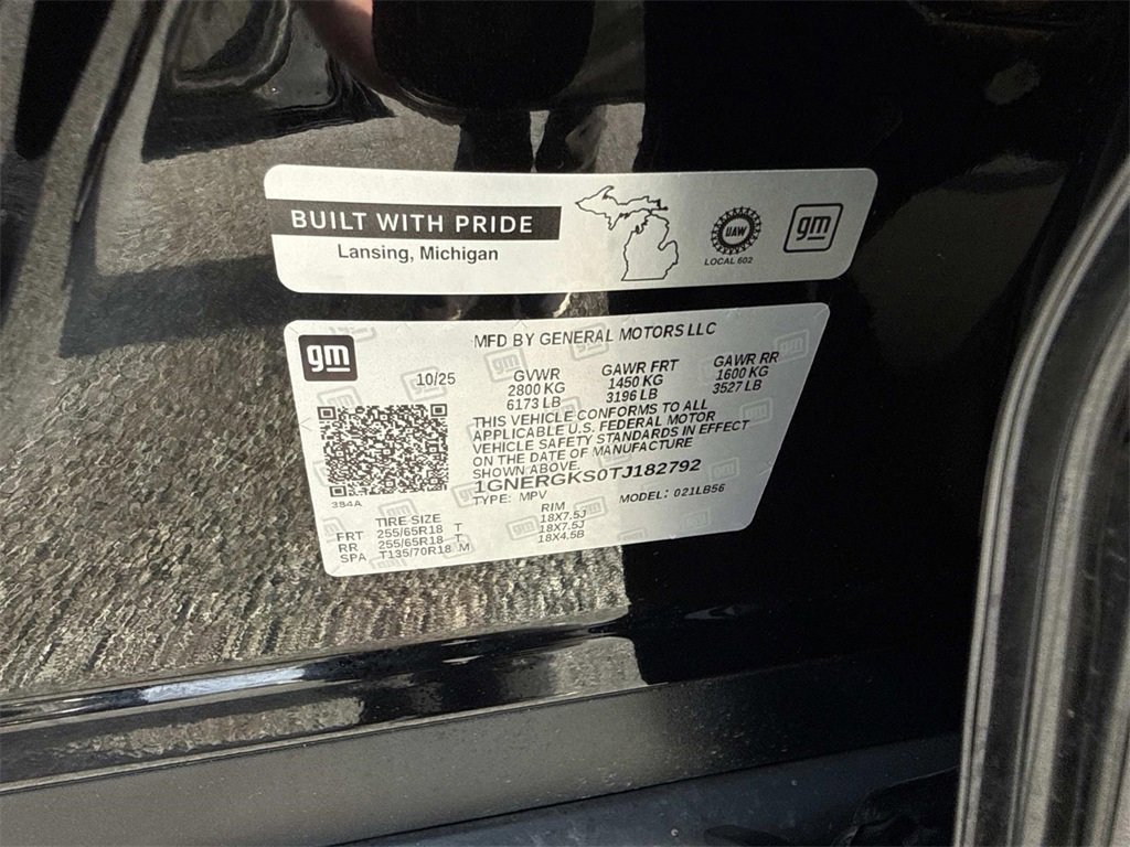 Used 2026 Chevrolet Traverse LT image 32