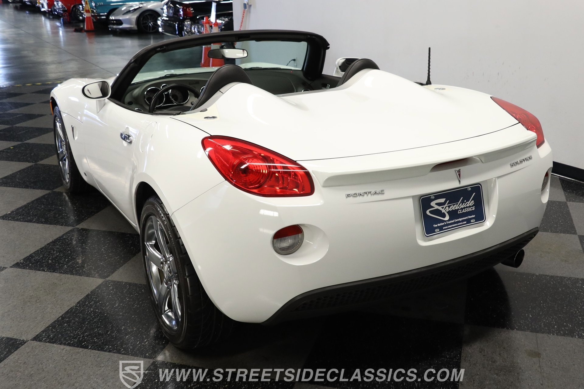 Used 2007 Pontiac Solstice Convertible w/ Premium Package image 7