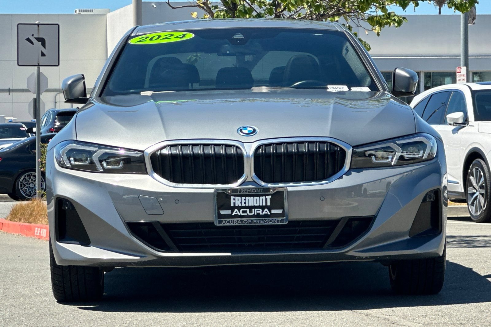 Used 2024 BMW 330e RWD image 9