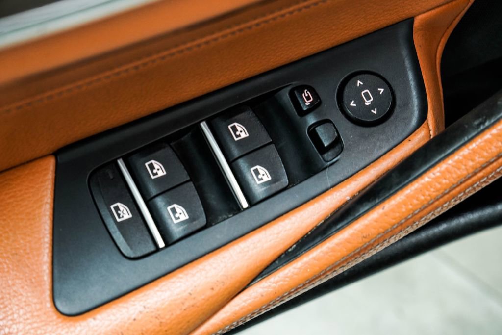 Used 2017 BMW 540i xDrive w/ Premium Package image 42